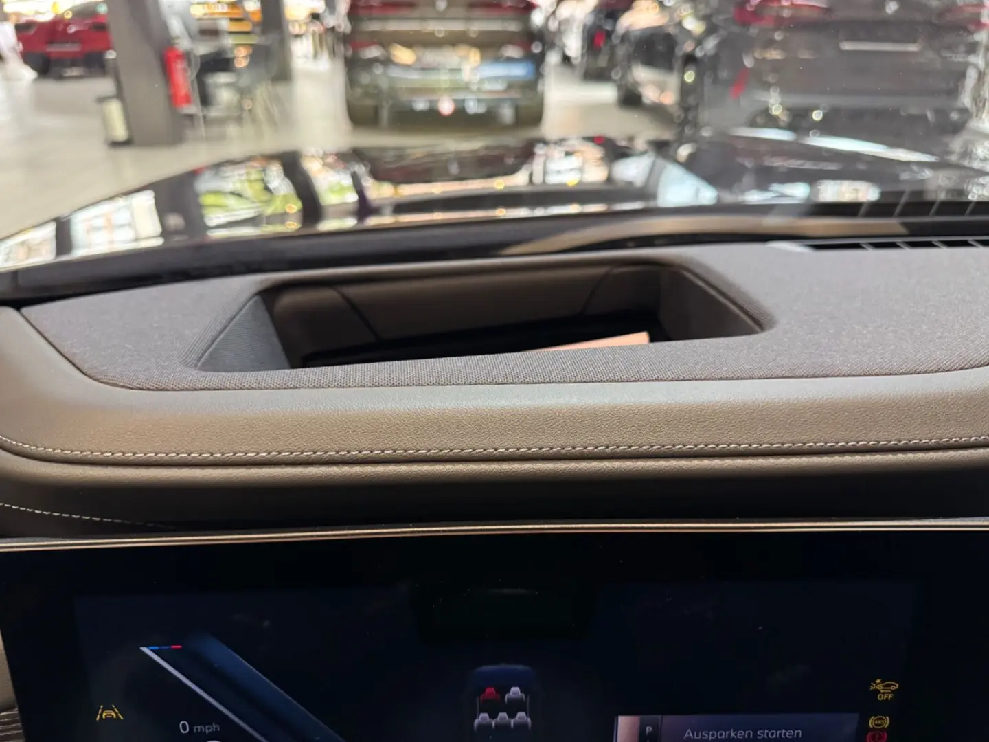740d xDrive M Sport~PANO SKY~B&W DIAMOND~HUD~