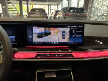 740d xDrive M Sport~PANO SKY~B&W DIAMOND~HUD~