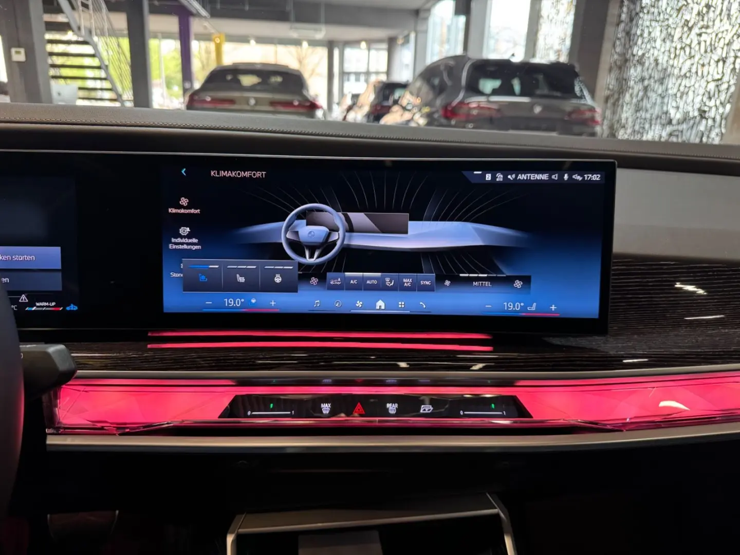 740d xDrive M Sport~PANO SKY~B&W DIAMOND~HUD~