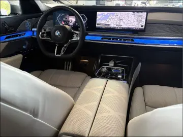 740xd M Sport TwoTone TV Massage Sky Kristal