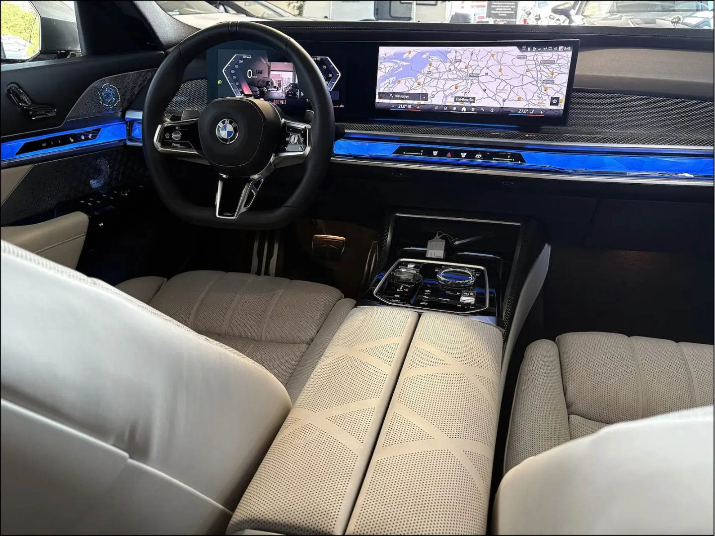 740xd M Sport TwoTone TV Massage Sky Kristal