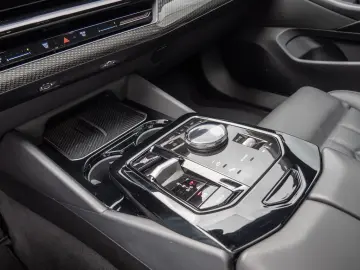 520d M-Sport PANO+ACC+HK+SITZBELÜFTUNG