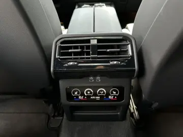 520d xDrive M Sport DA+ PA + AHK PANO h&k Ad-LED