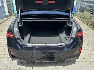 520d xDrive M Sport DA+ PA + AHK PANO h&k Ad-LED