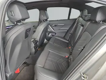 530e M Sportpaket Pro*Panorama*Sitzbelüftung*Bow