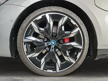 530e M Sportpaket Pro*Panorama*Sitzbelüftung*Bow