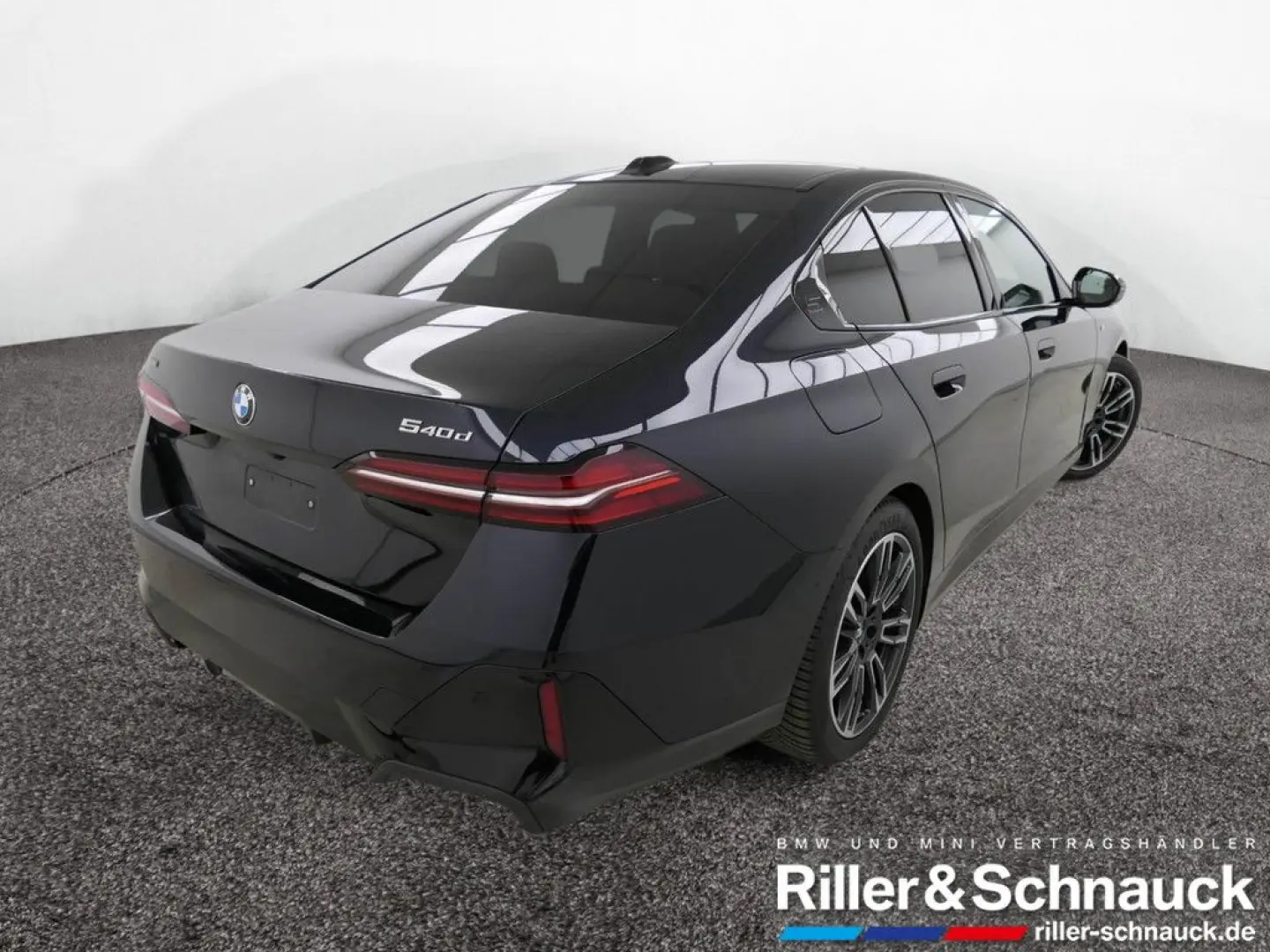540 d xDrive M Sport PANO+STANDHZG+HK+360°KAM