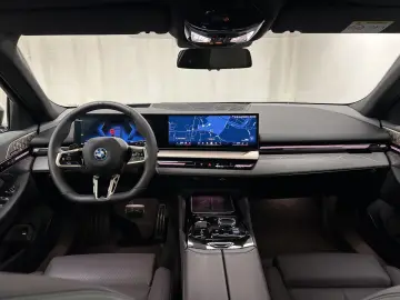 530e xDrive Limousine M Sportpaket Pro DA. Prof.