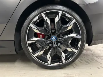 530e xDrive Limousine M Sportpaket Pro DA. Prof.
