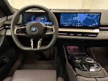 530e xDrive Limousine M Sportpaket Pro DA. Prof.