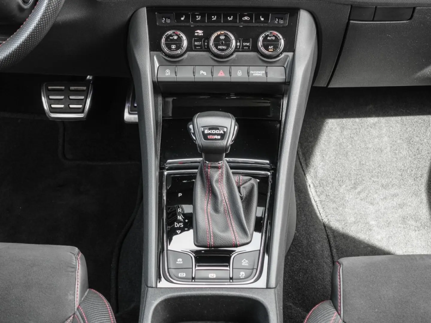 Kodiaq 2.0 TSI DSG 4x4 RS 7-Sitze NAVI PANO LED