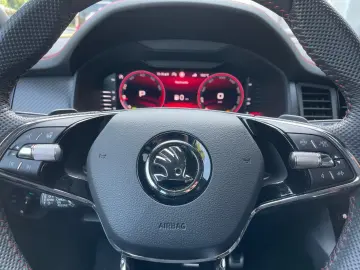 Kodiaq 2.0 TSI 4x4 DSG RS *Matrix*DCC*SHZ 4x*PDC