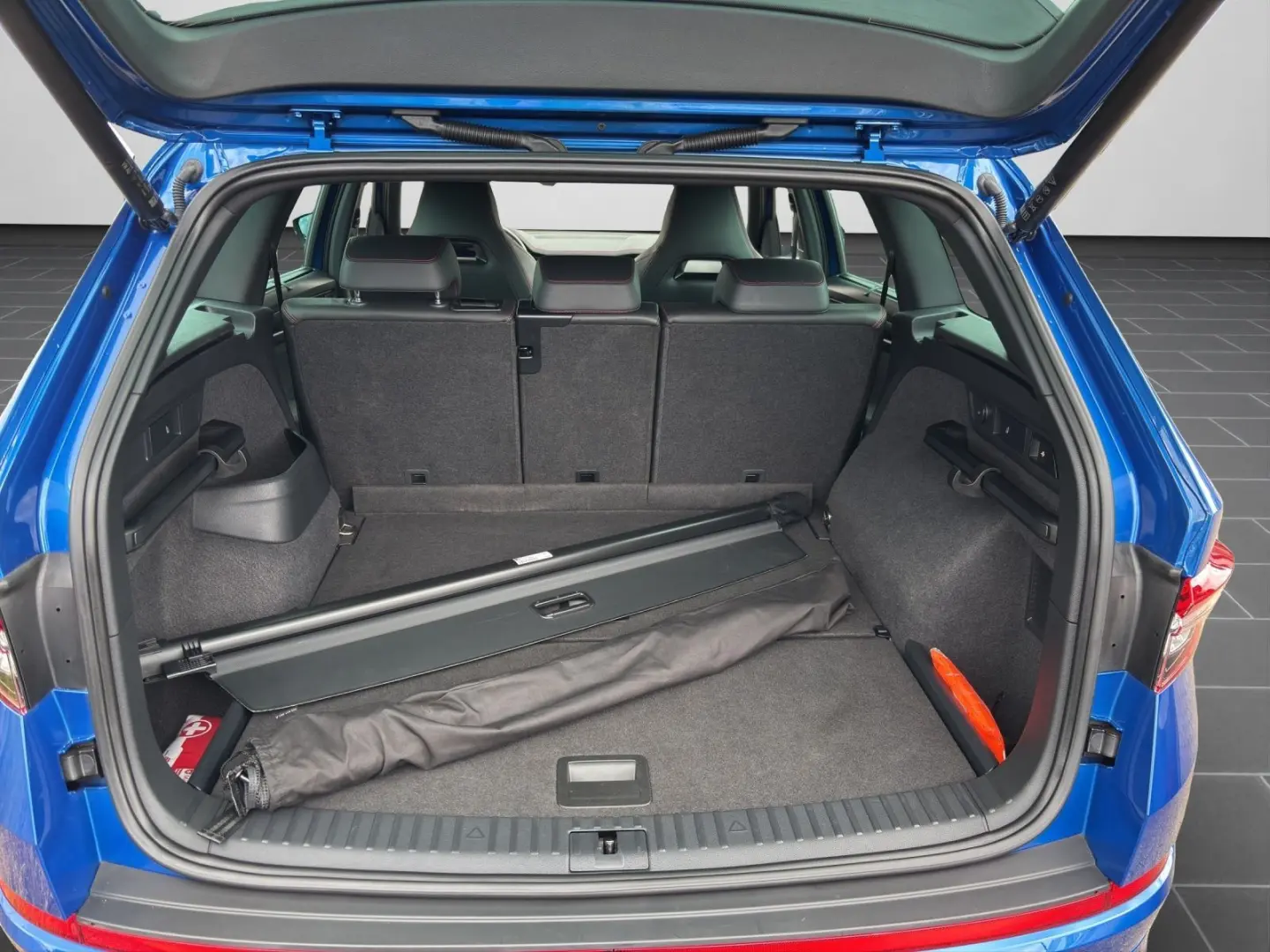 Kodiaq RS 2.0 TSI DSG 4x4 MATRIX NAVI 360° AHK