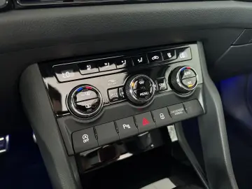Kodiaq RS 4x4 PANO| ACC| AHK| LED | KAM | MEMORY