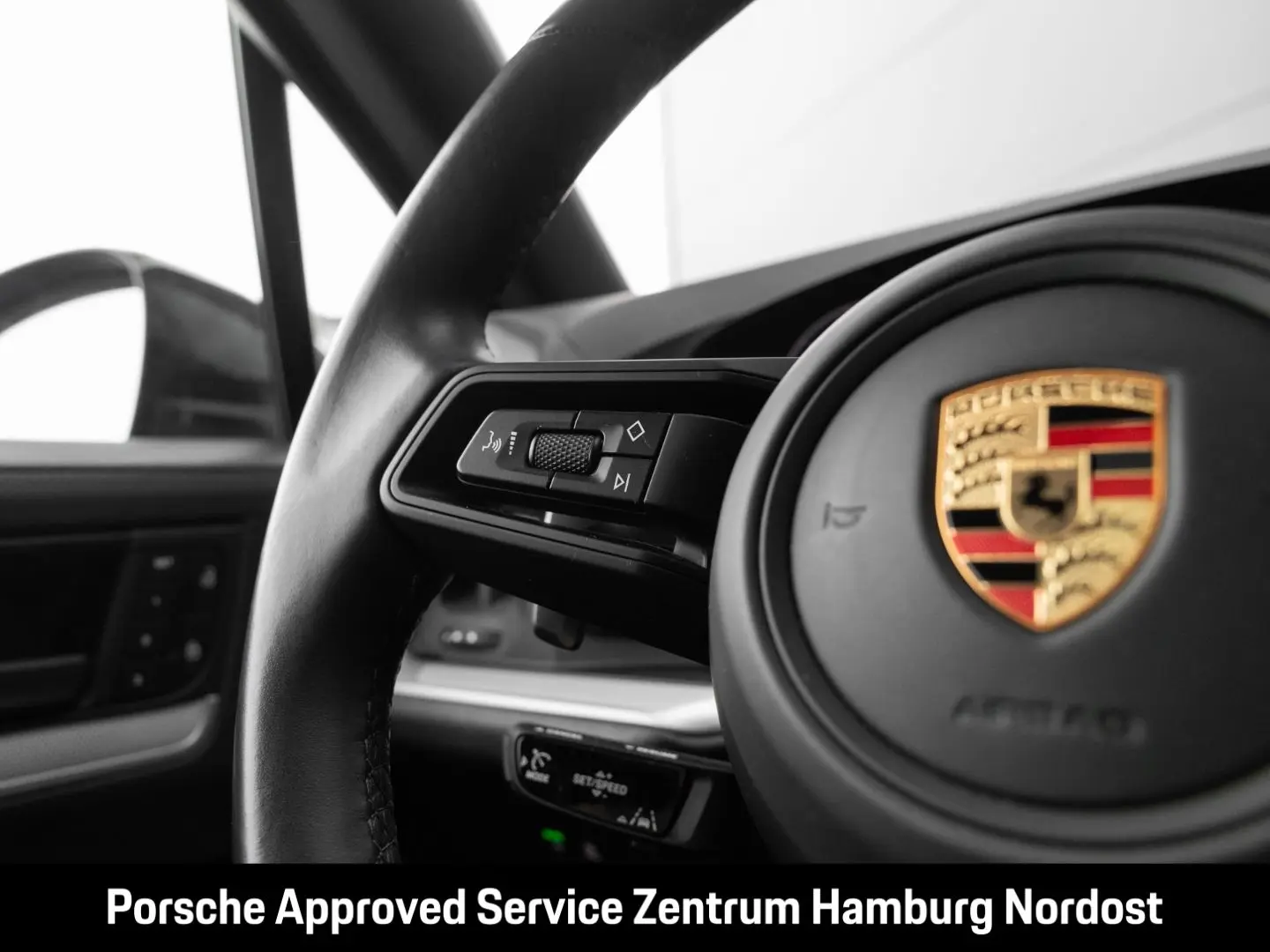 Cayenne E-Hybrid BOSE Panorama PASM Surround