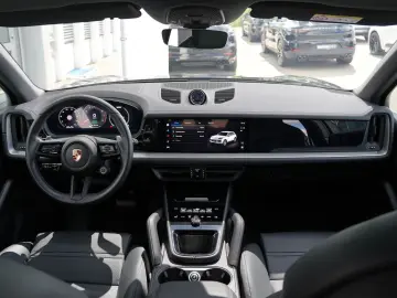 E-Hybrid MY24-INNODRIVE-ACC-LUFTF.-PANO-BOSE-RS