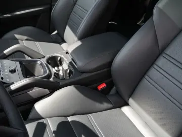 E-Hybrid MY24-INNODRIVE-ACC-LUFTF.-PANO-BOSE-RS