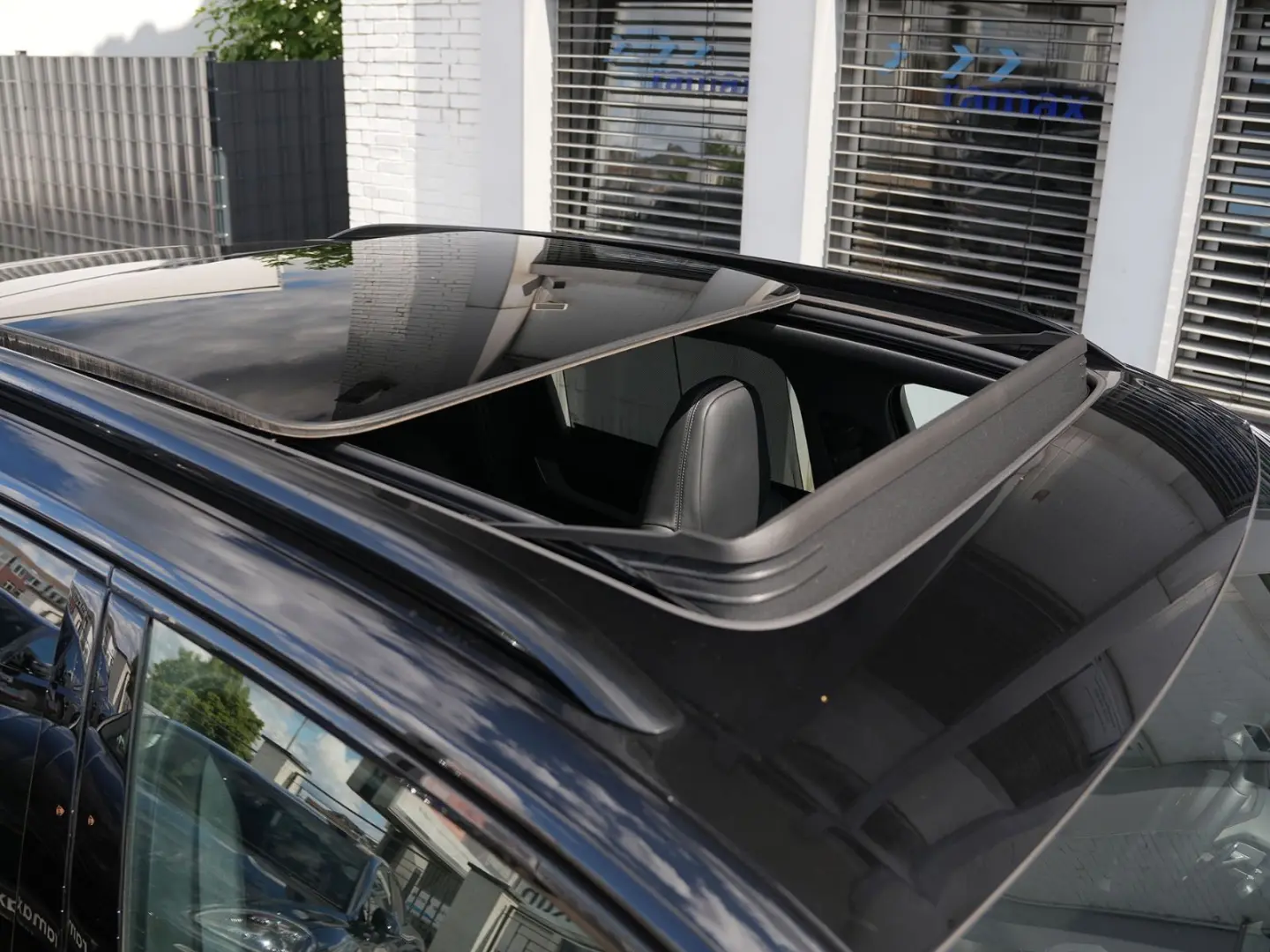 E-Hybrid MY24-INNODRIVE-ACC-LUFTF.-PANO-BOSE-RS