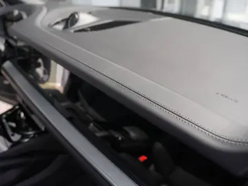 E-Hybrid MY24-INNODRIVE-ACC-LUFTF.-PANO-BOSE-RS