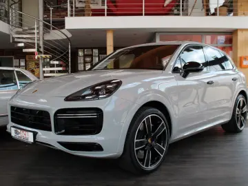 Cayenne Turbo Sport Design Kreide Approved 201T€