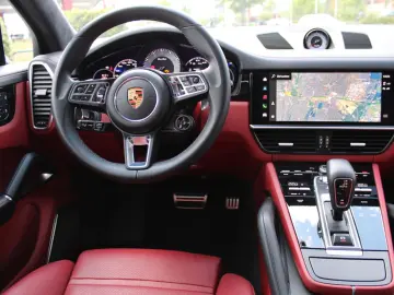 Cayenne Turbo Sport Design Kreide Approved 201T€