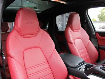 Cayenne Turbo Sport Design Kreide Approved 201T€
