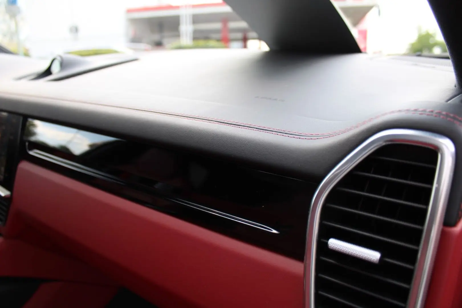 Cayenne Turbo Sport Design Kreide Approved 201T€