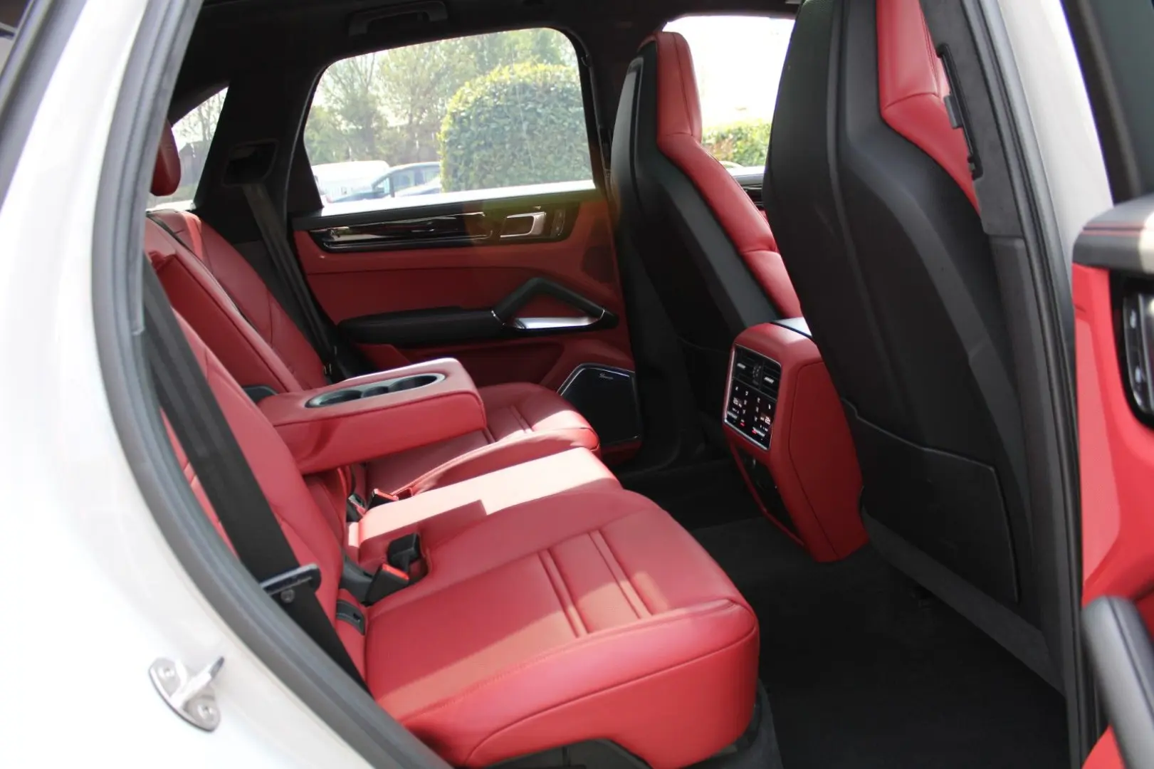 Cayenne Turbo Sport Design Kreide Approved 201T€