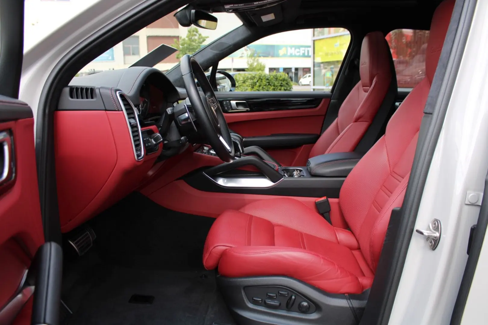 Cayenne Turbo Sport Design Kreide Approved 201T€