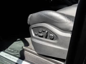 Cayenne AHK HD-Matrix BOSE PDCC 21-Zoll