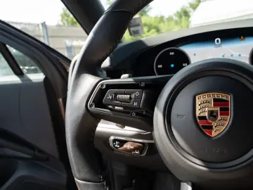 Cayenne AHK HD-Matrix BOSE PDCC 21-Zoll