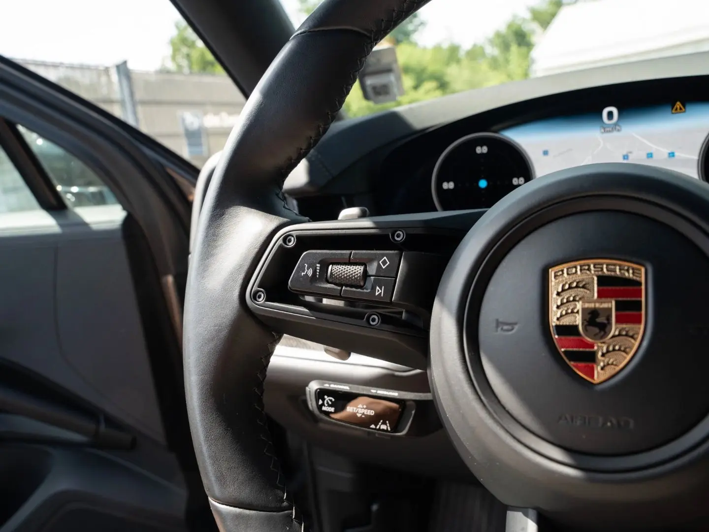 Cayenne AHK HD-Matrix BOSE PDCC 21-Zoll
