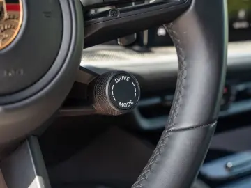 Cayenne AHK HD-Matrix BOSE PDCC 21-Zoll