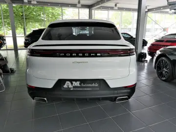 Cayenne Coupe E-Hybrid InnoDrive Luftfederung DE