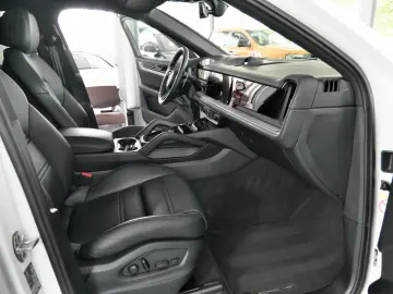 Cayenne Coupe E-Hybrid InnoDrive Luftfederung DE