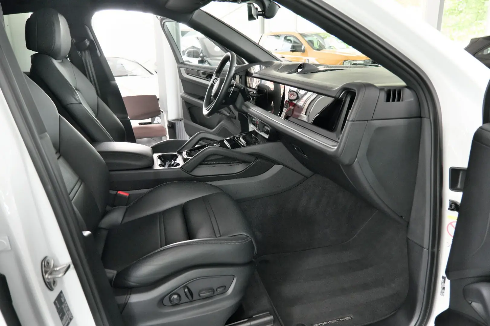 Cayenne Coupe E-Hybrid InnoDrive Luftfederung DE