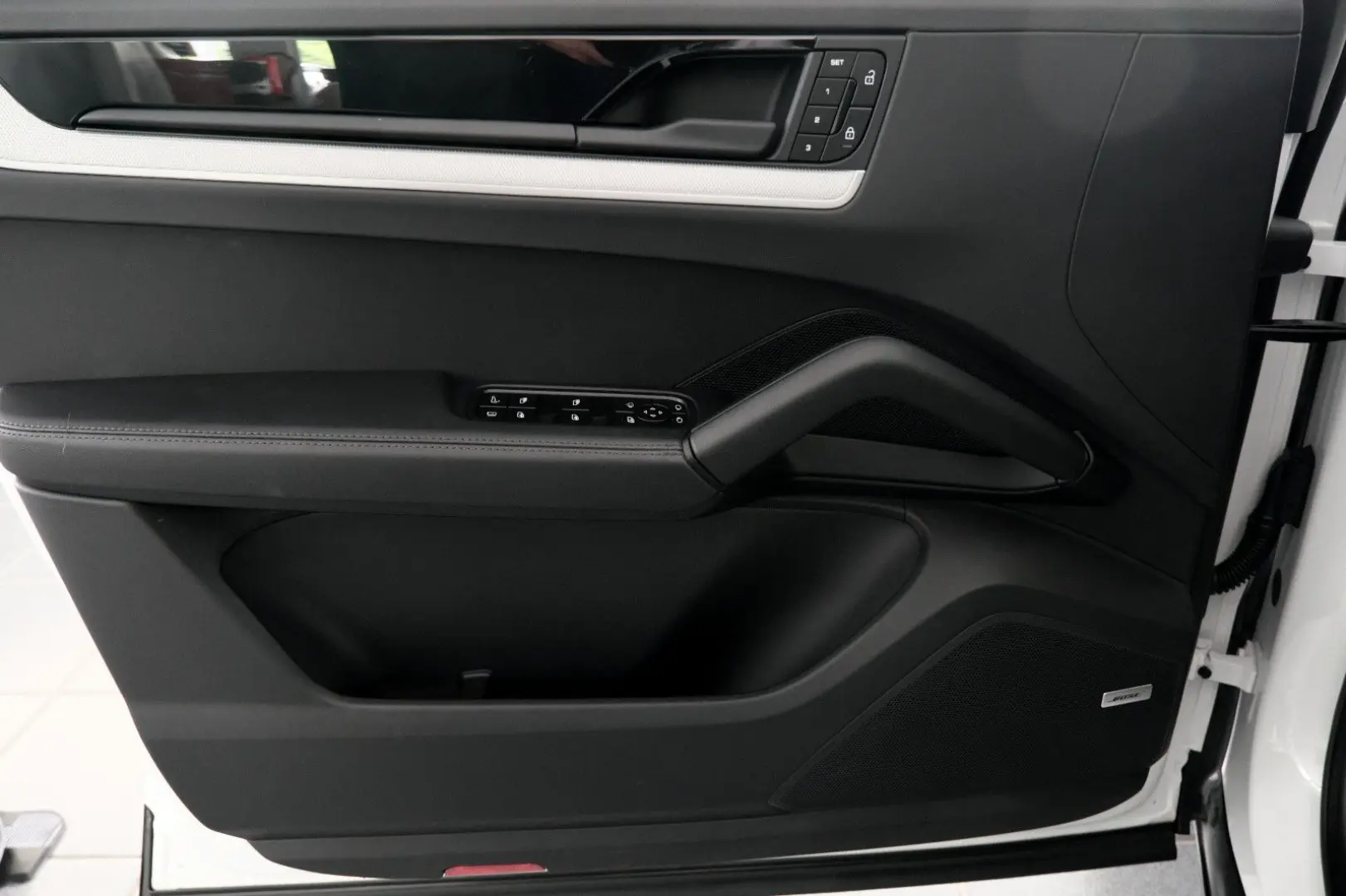 Cayenne Coupe E-Hybrid InnoDrive Luftfederung DE