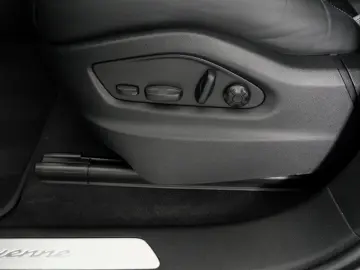 Cayenne Coupe E-Hybrid InnoDrive Luftfederung DE