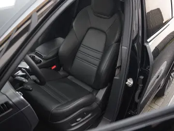 Cayenne Coupé SPORTDESIGN-LUFTF.-PANO-BOSE-22