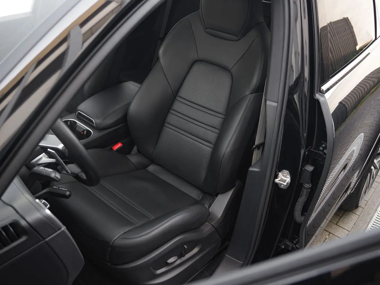 Cayenne Coupé SPORTDESIGN-LUFTF.-PANO-BOSE-22