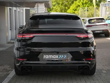 Cayenne Coupé SPORTDESIGN-LUFTF.-PANO-BOSE-22