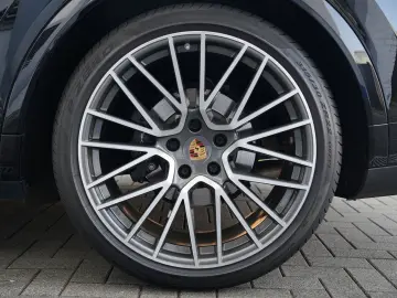 Cayenne Coupé SPORTDESIGN-LUFTF.-PANO-BOSE-22