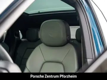 Cayenne E-Hybrid BOSE Sportabgasanlage Panorama