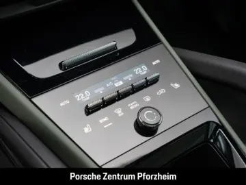 Cayenne E-Hybrid BOSE Sportabgasanlage Panorama