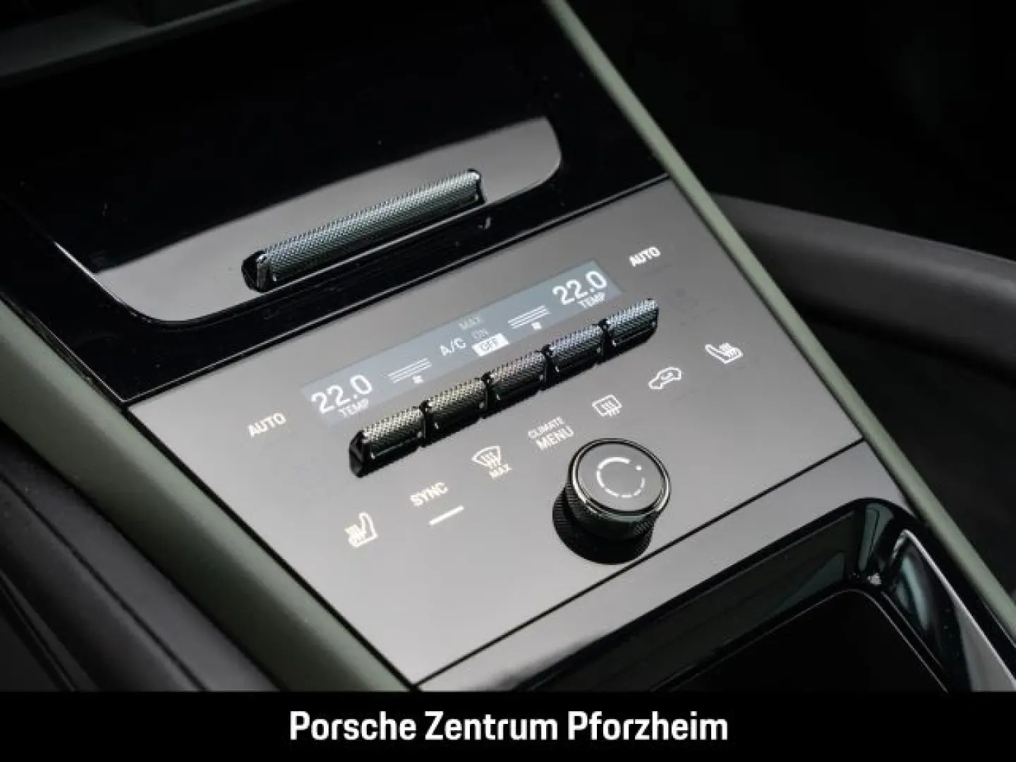 Cayenne E-Hybrid BOSE Sportabgasanlage Panorama