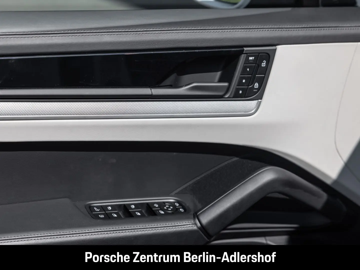 Cayenne E-Hybrid Coupe Panoramadach Luftfederung
