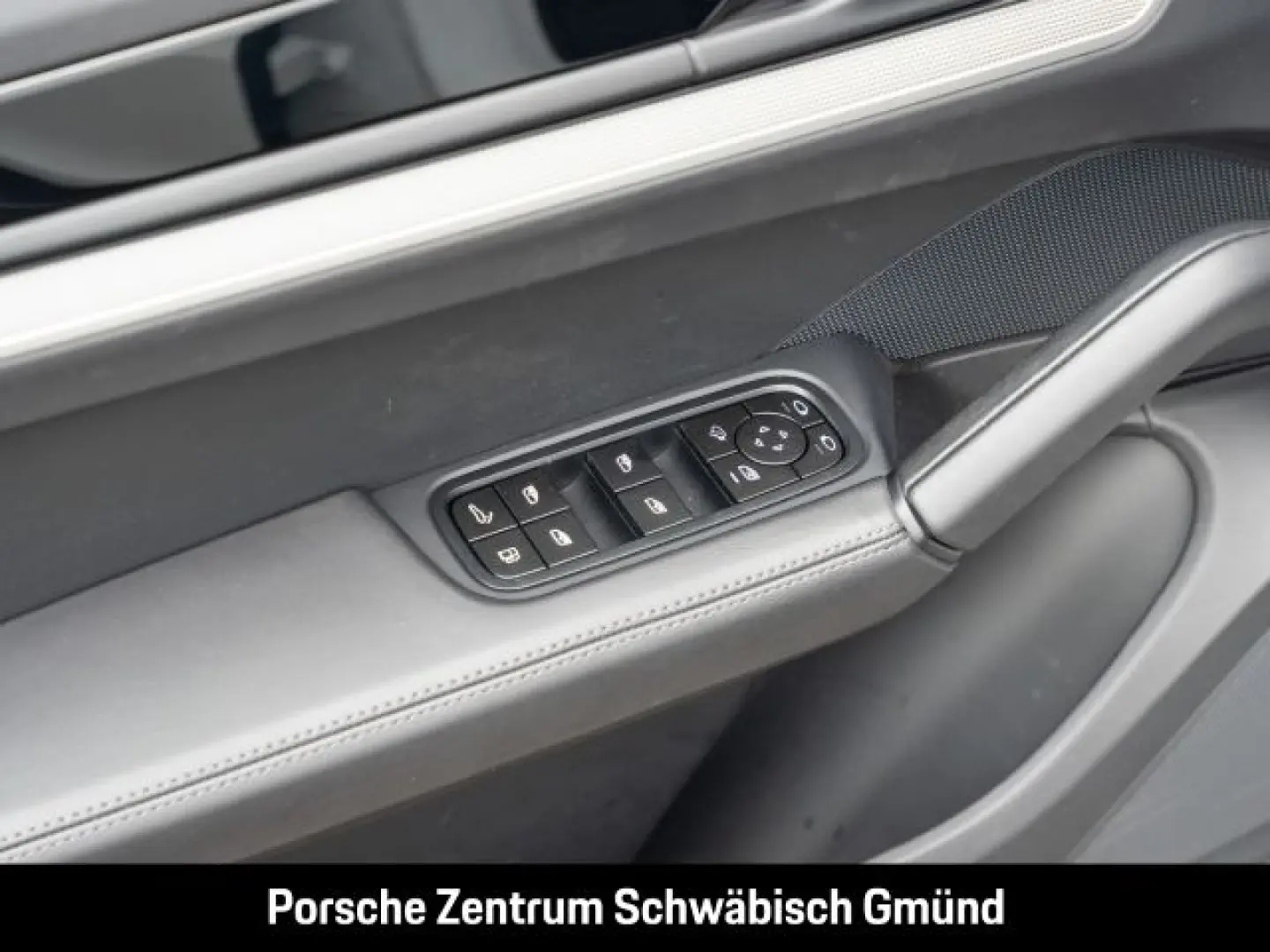Cayenne E-Hybrid BOSE Surround View LED-Matrix
