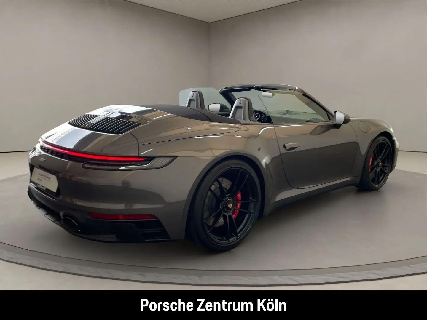 992 (911) Carrera 4 GTS Cabriolet