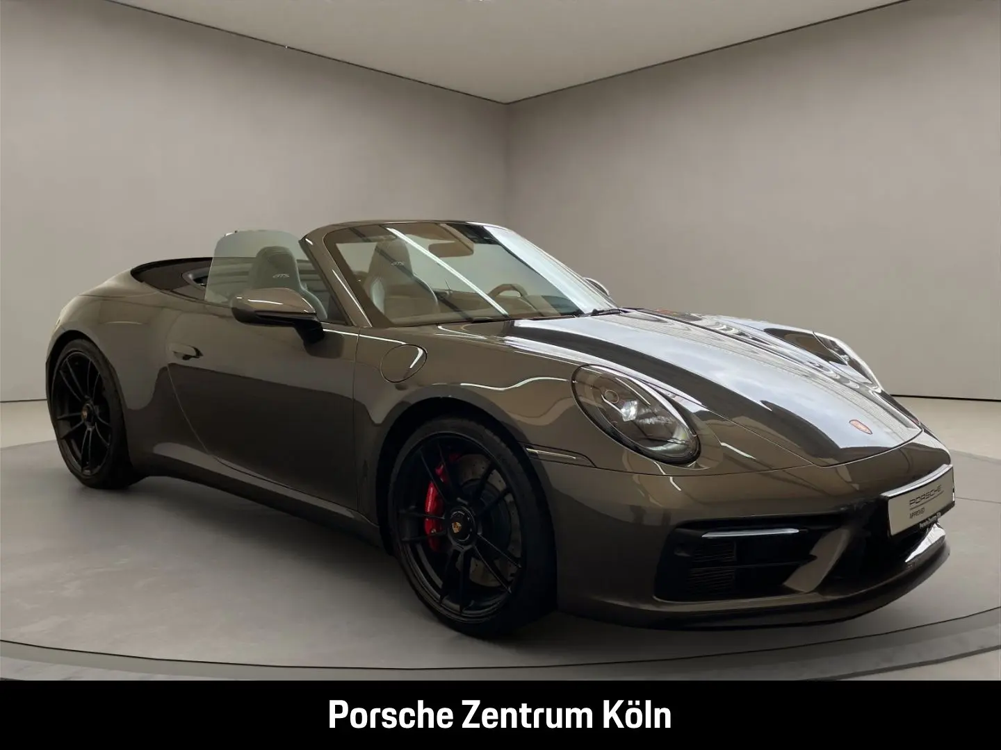 992 (911) Carrera 4 GTS Cabriolet