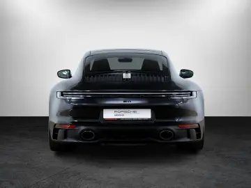 911 Carrera 4 GTS